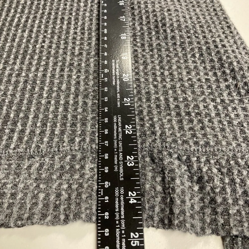 LUXE, Gray Turtleneck Raw Edged Women’s Sweater, Size Large Long Sleeves - Image 11