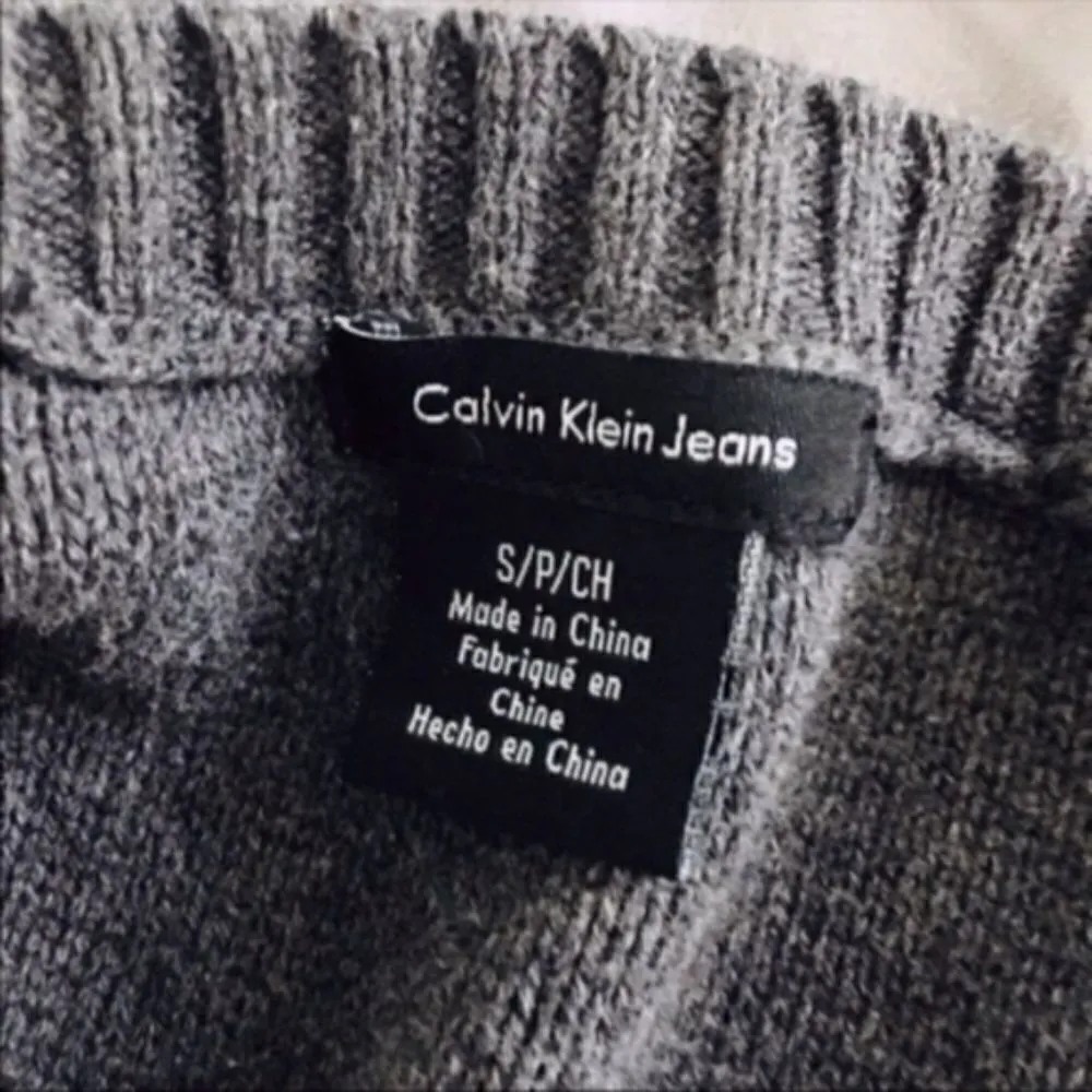 Calvin Klein Jeans SZ S Cable sweater - Image 4