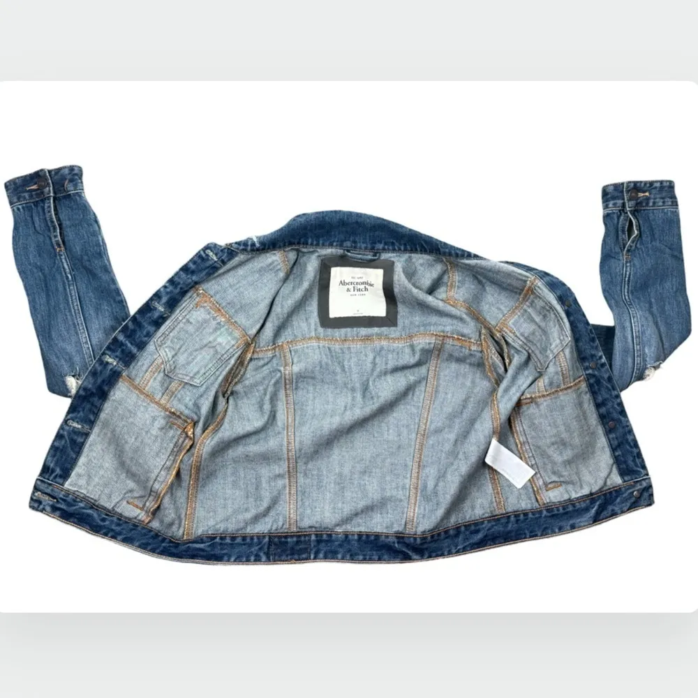 Abercrombie & Fitch Distressed Destroyed Denim Jean Jacket Medium - Image 8
