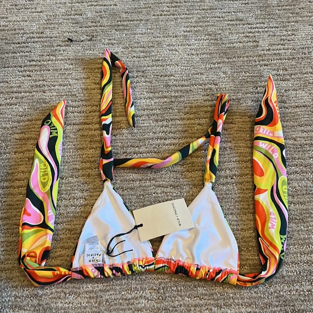 Wild & Pacific Acacia Top in Groovy Wild - Image 3