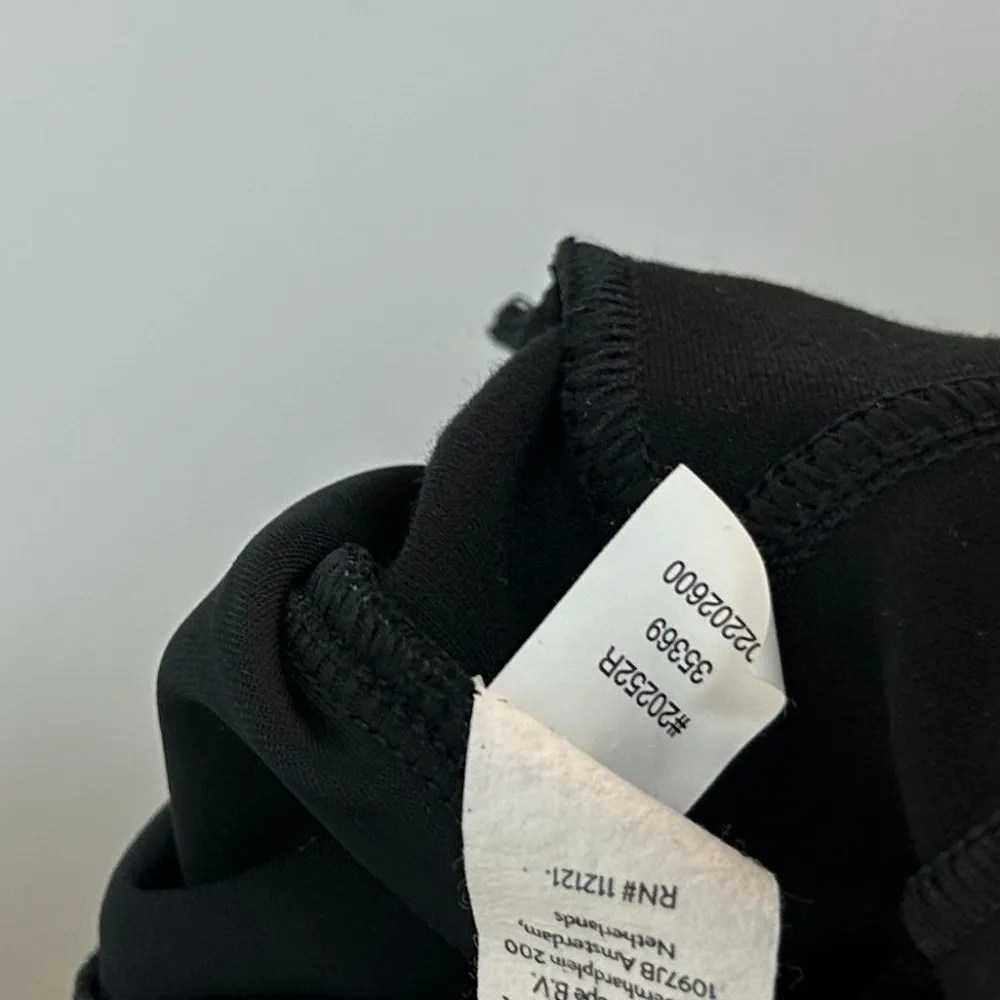 SPANX SPANXsmooth PerfectFit Ponte Flare Pants in Classic Black Size Medium - Image 10