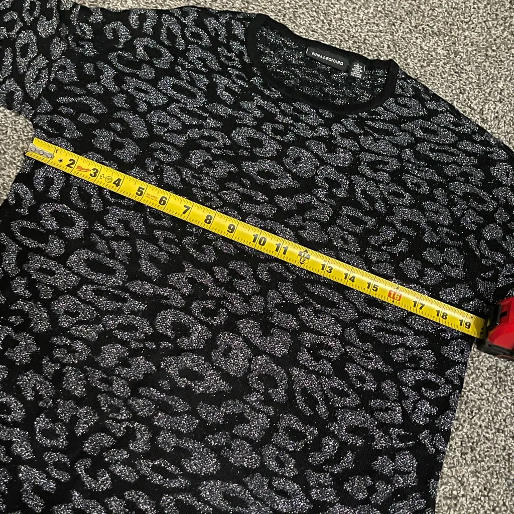 New Nina Leonard Black and Silver Gunmetal Leopard Print Long Sleeve Sweater L - Image 8