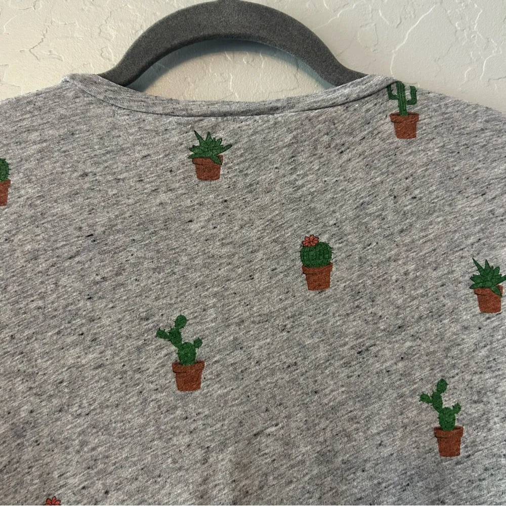 J. Crew gray slub knit cactus succulent print Crewneck T-shirt size medium - Image 6
