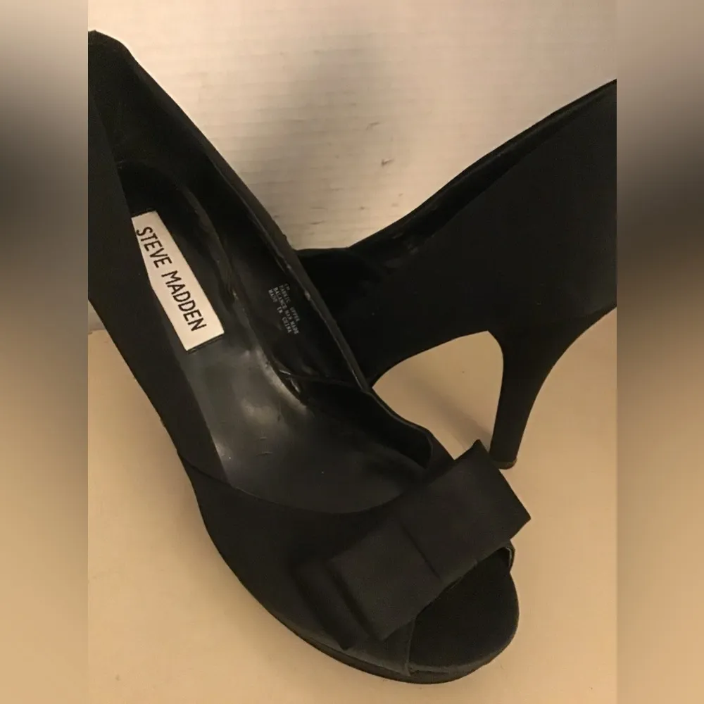 Steve Madden women black fabric platform Fendora pump heels US 8 - Image 4