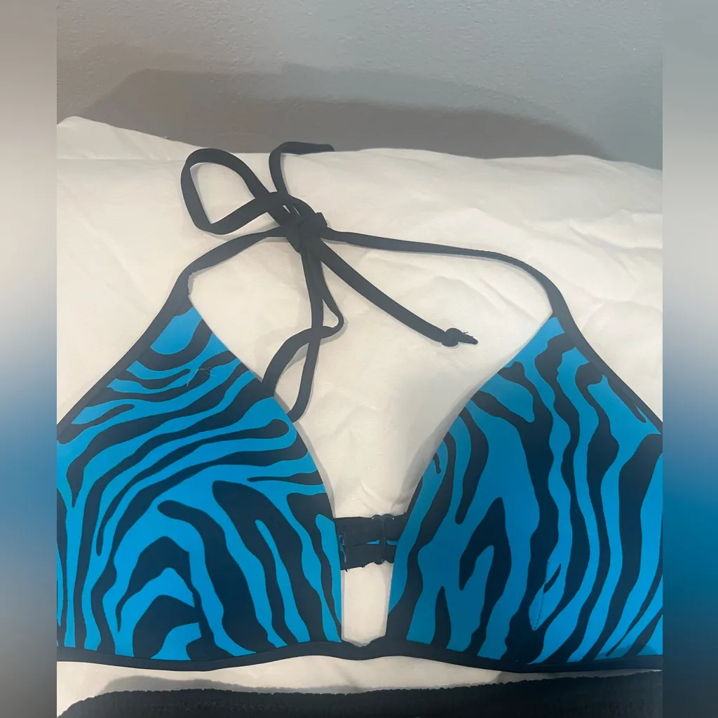 NWOT Victoria's Secret pink brand bikini top, asos bottoms. - Image 2