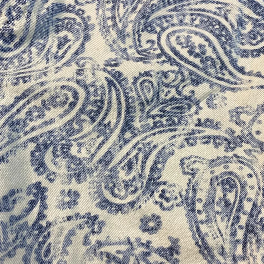 Lauren Jeans Co Women's Paisley Print Denim Jean Shorts Women's Size‎ 6 Preppy - Image 3