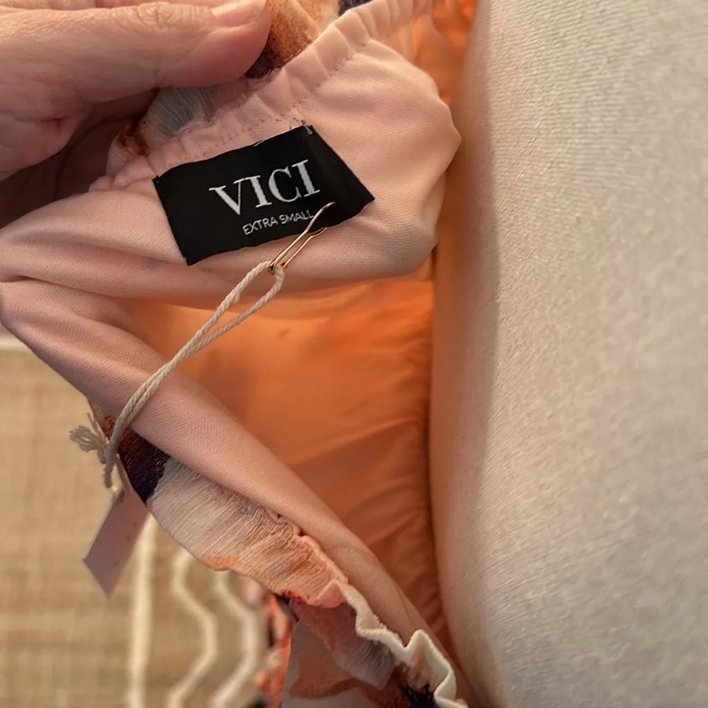 New Vici Floral Smocked Off the Shoulder Dress XS - Image 6