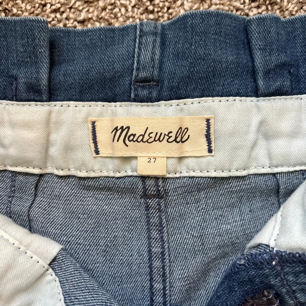 Denim Wide-Leg Paperbag Crop Jeans with Belt, Med Wash, SZ 27 - Image 2