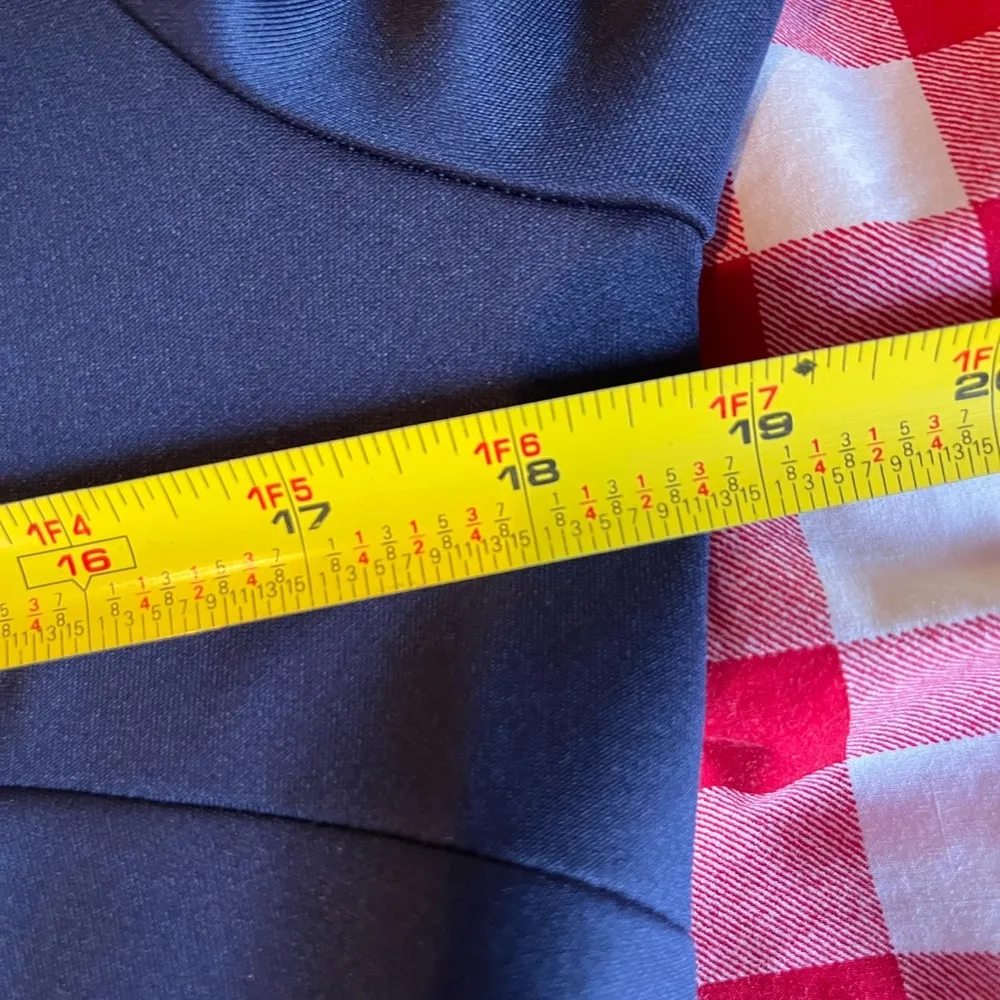 Gretchen Scott  navy dress - Image 3