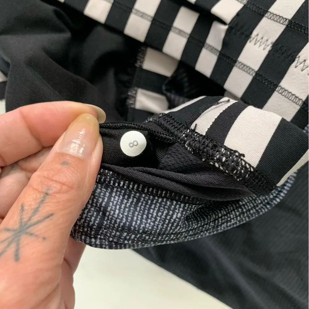 LULULEMON Rest Less Run Tank With Built In Bra • Sz 8 - Image 10