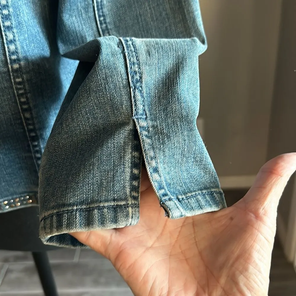 Chico's Platinum Womens Denim 1 Medium Wash Studded Button Front Preppy Academia - Image 8