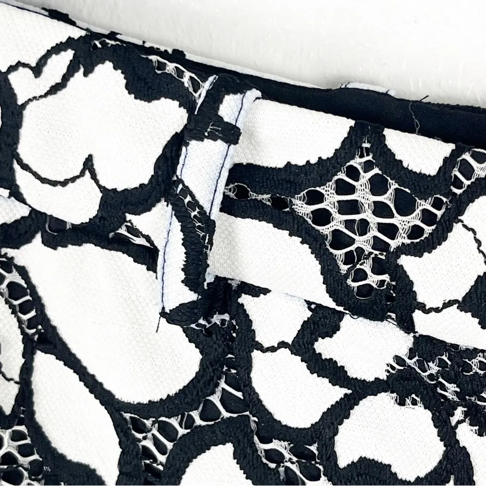 DIANE vonFURSTERBERG Napoli Black White Floral Embroidered Lined Shorts Size 6 - Image 8