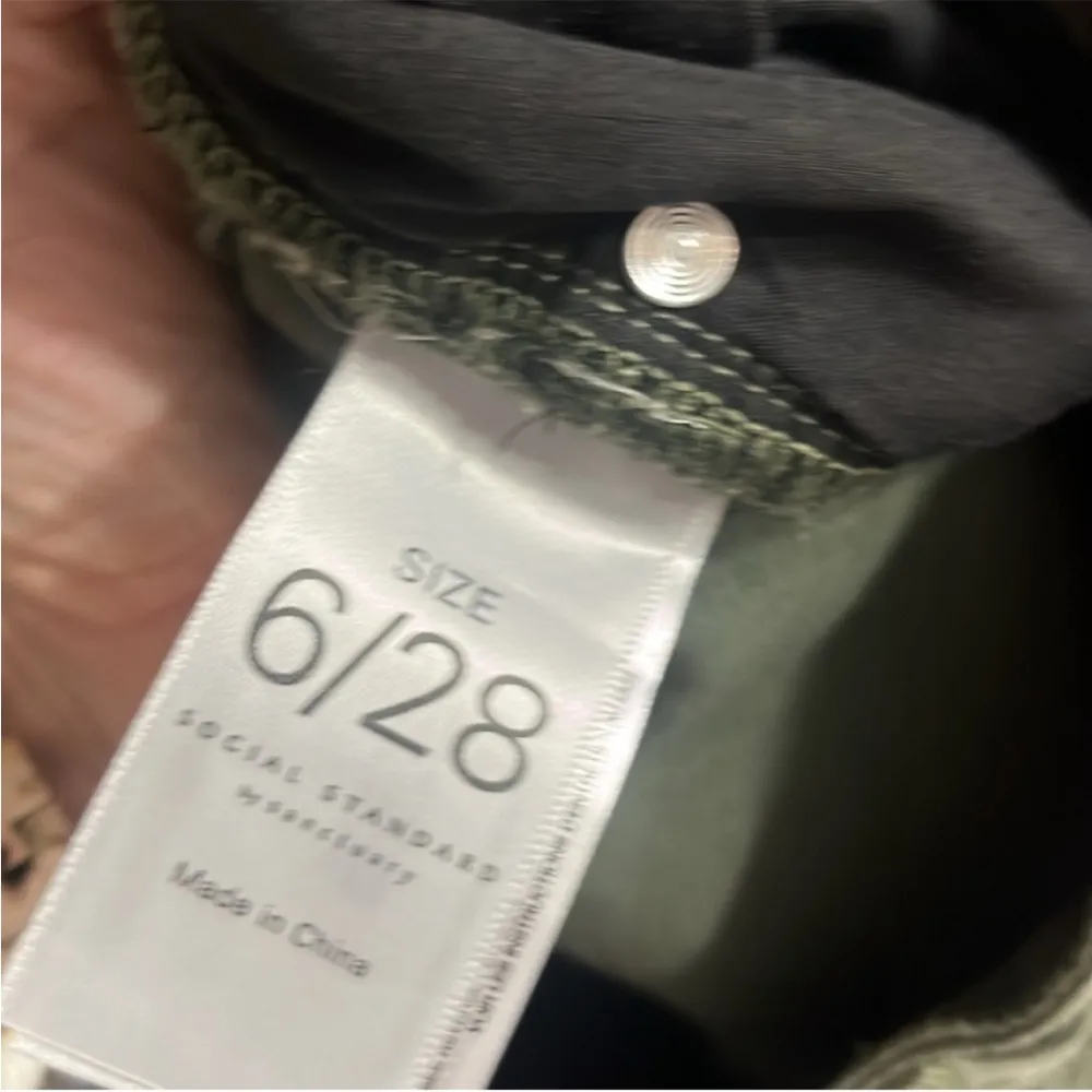 New Social Standard by Sanctuary Camo Green High Rise Skinny Jeans Size 6 - Image 7