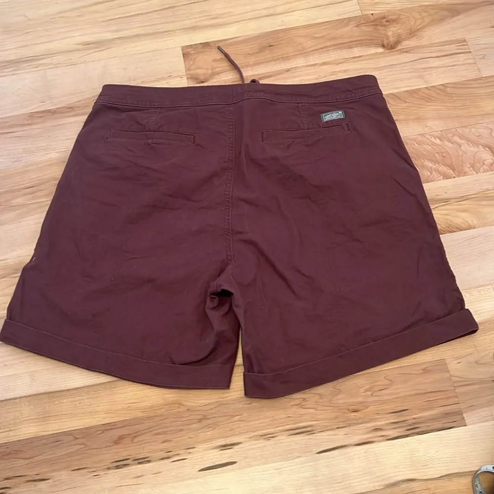 Eddie Bauer Women’s Discovery Peak Shorts - Image 2