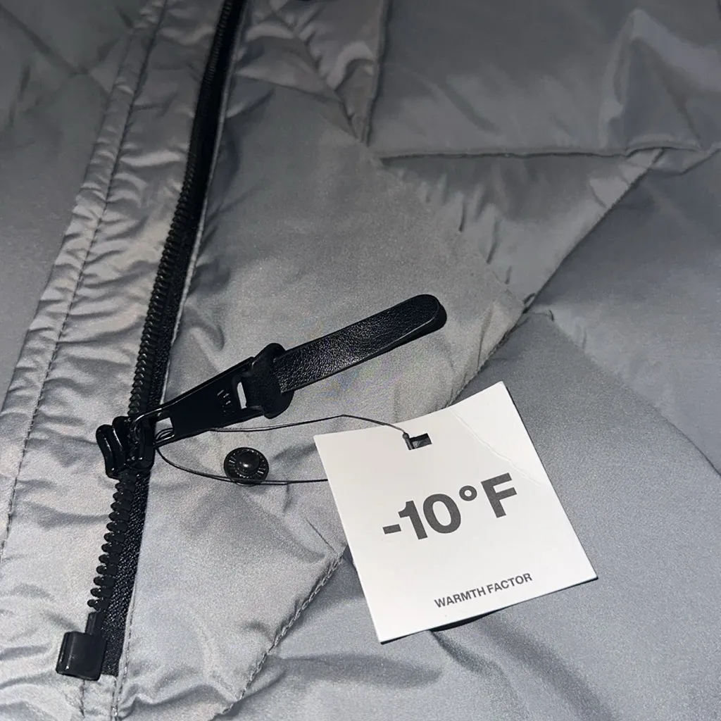 NWT DKNY Pillow Collar Diamond Quilt Long Puffer jacket with oversized - Image 15