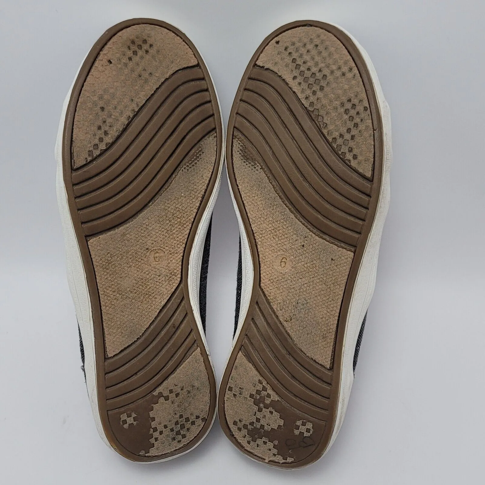 FOCO Indiana Hoosiers Team Sport Low Top Lace Up Canvas Shoes Size 6 Primus Gray - Image 12