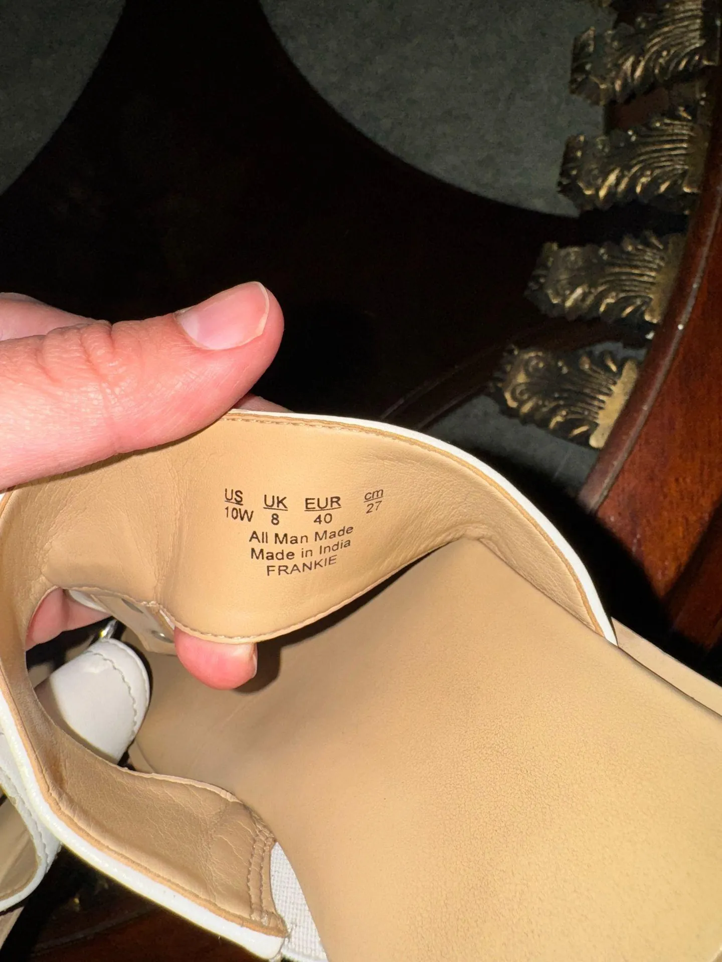 NATURALIZER White Summer Flip Flop Sandals - Image 4