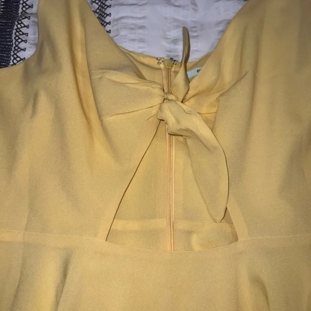 Yellow Kimchi‎ Blue Urban Outfitters mini dress with keyhole cutout size 8 - Image 3