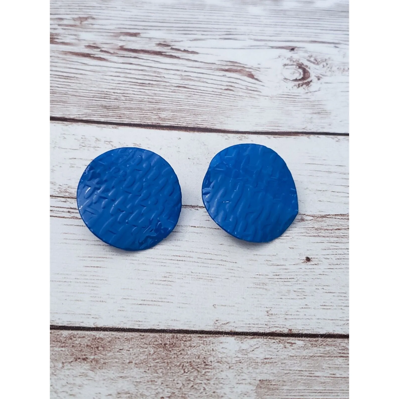 Vintage Clip On Earrings - Image 5