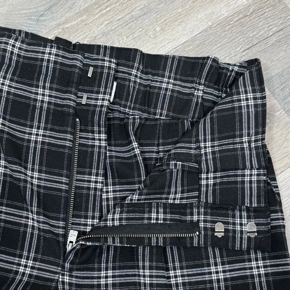 Hollister 90s Plaid Flannel Ultra High Rise Cropped Mom Pants Black Large‎ - Image 6