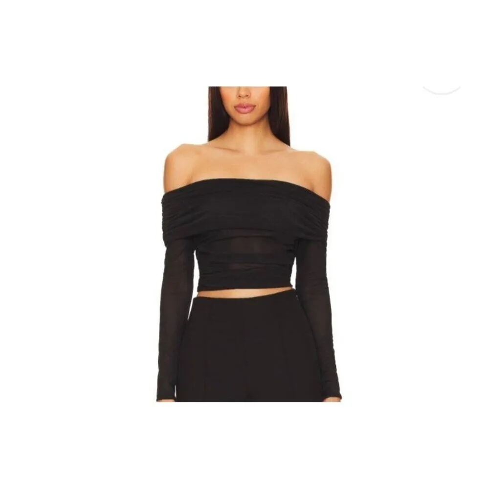 NBD - Yuna Off Shoulder Top in Black - Image 4