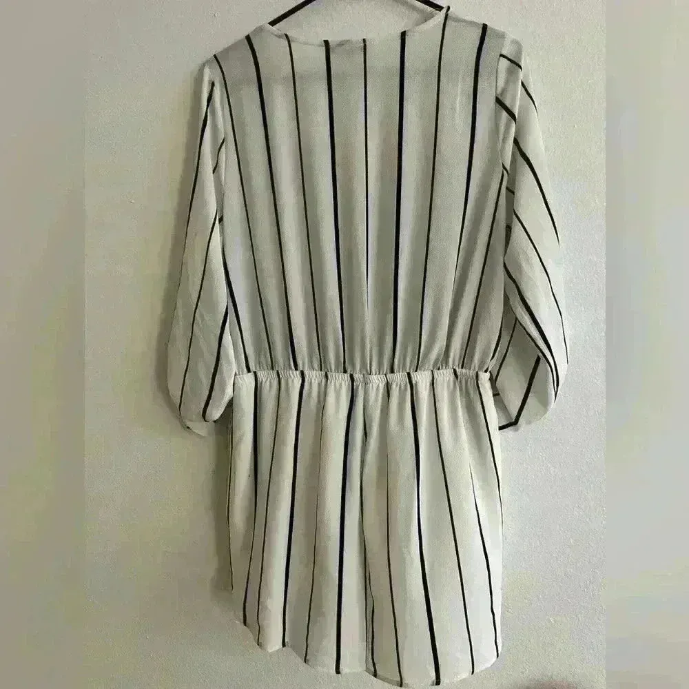 Iris Long Sleeve Romper - Image 3