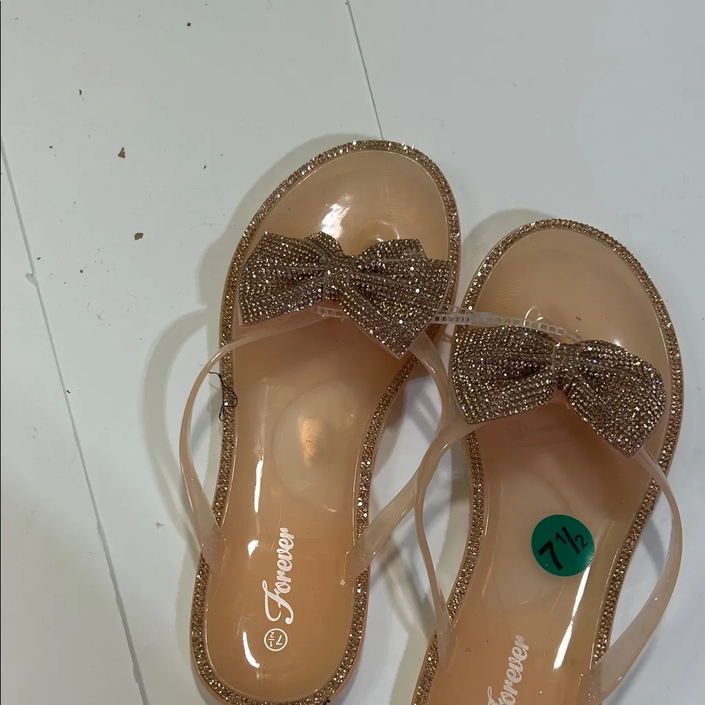 Forever  Glitter Bow Sandals in Tan - Image 15