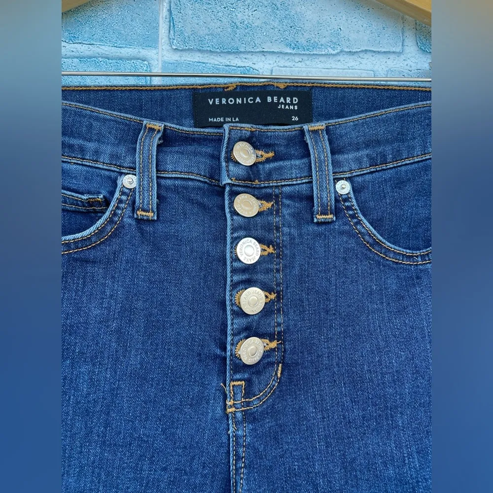 VERONICA BEARD BEVERLY SKINNY FLARE
HIGH RISE JEANS SIZE 26 - Image 3