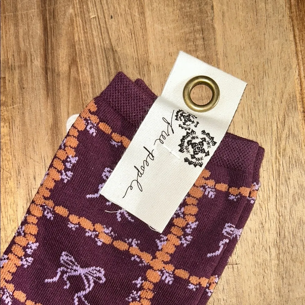 NWT Free People Tie A Bow Ankle Socks - Raspberry Ice - Image 4