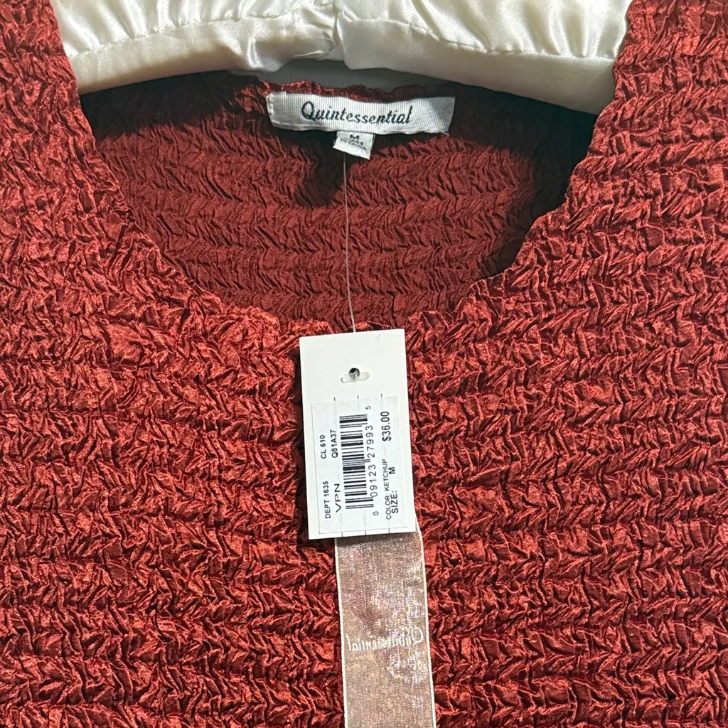 💖 NWT Quintessential Sleeveless Crinkle Popcorn Ketchup Red Y2K Blouse Size M - Image 4