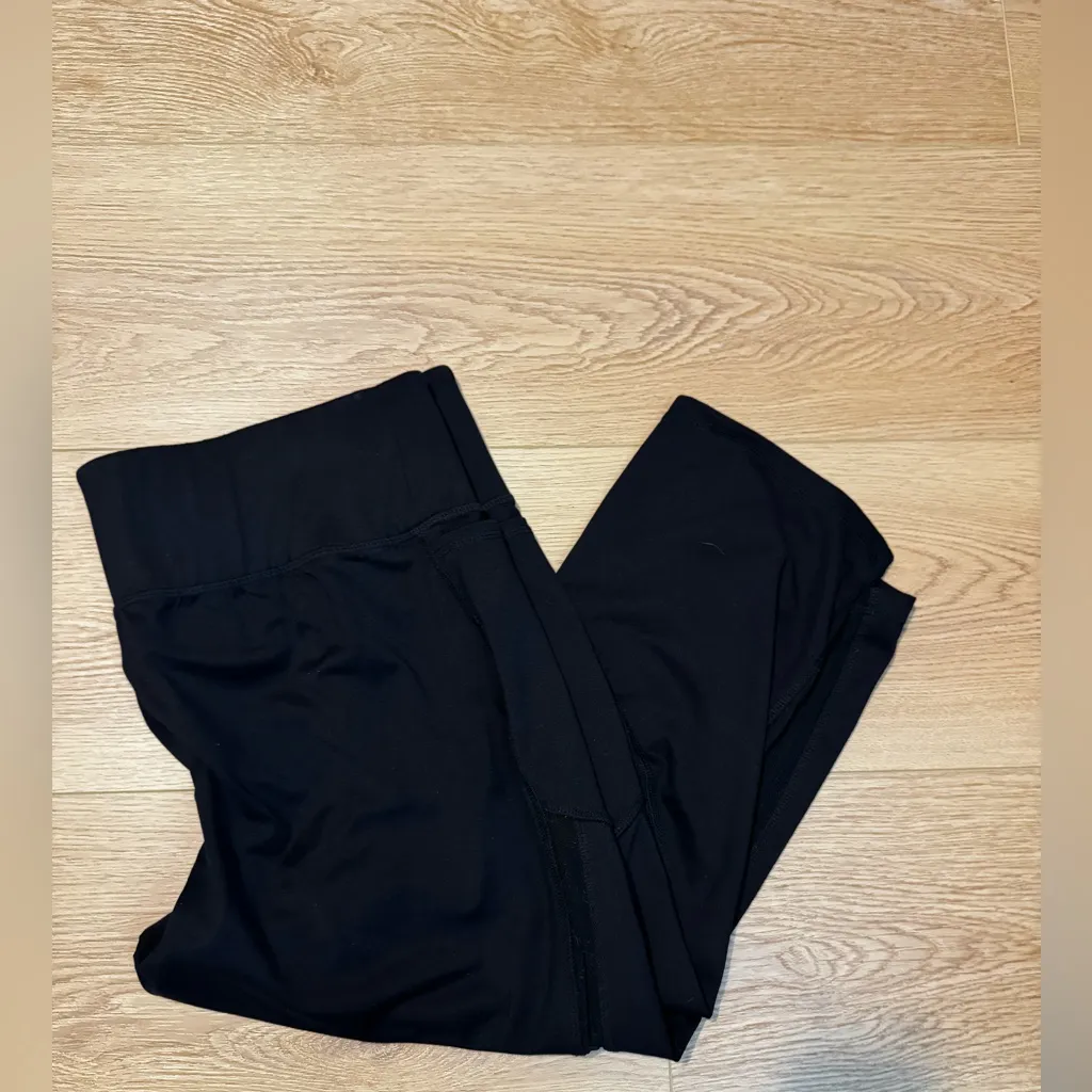 Livi Plus Lane Bryant High Rise Wicking Capri Legging Pockets Black 22/24 3X - Image 12