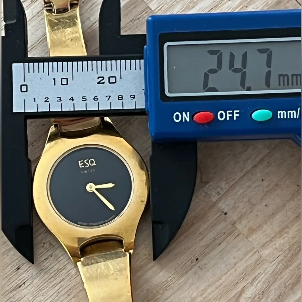 ESQ by Movado Ladies Watch Black Dial Gold Tone Bracelet and Hands - Image 9