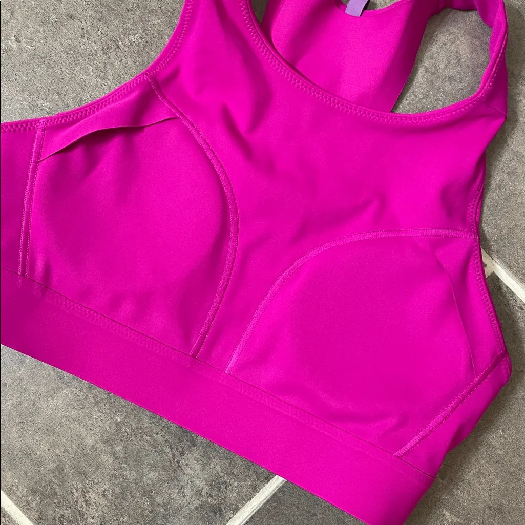 Brooks  DRIVE 3 POCKET RUN BRA size 32C/D - Image 10