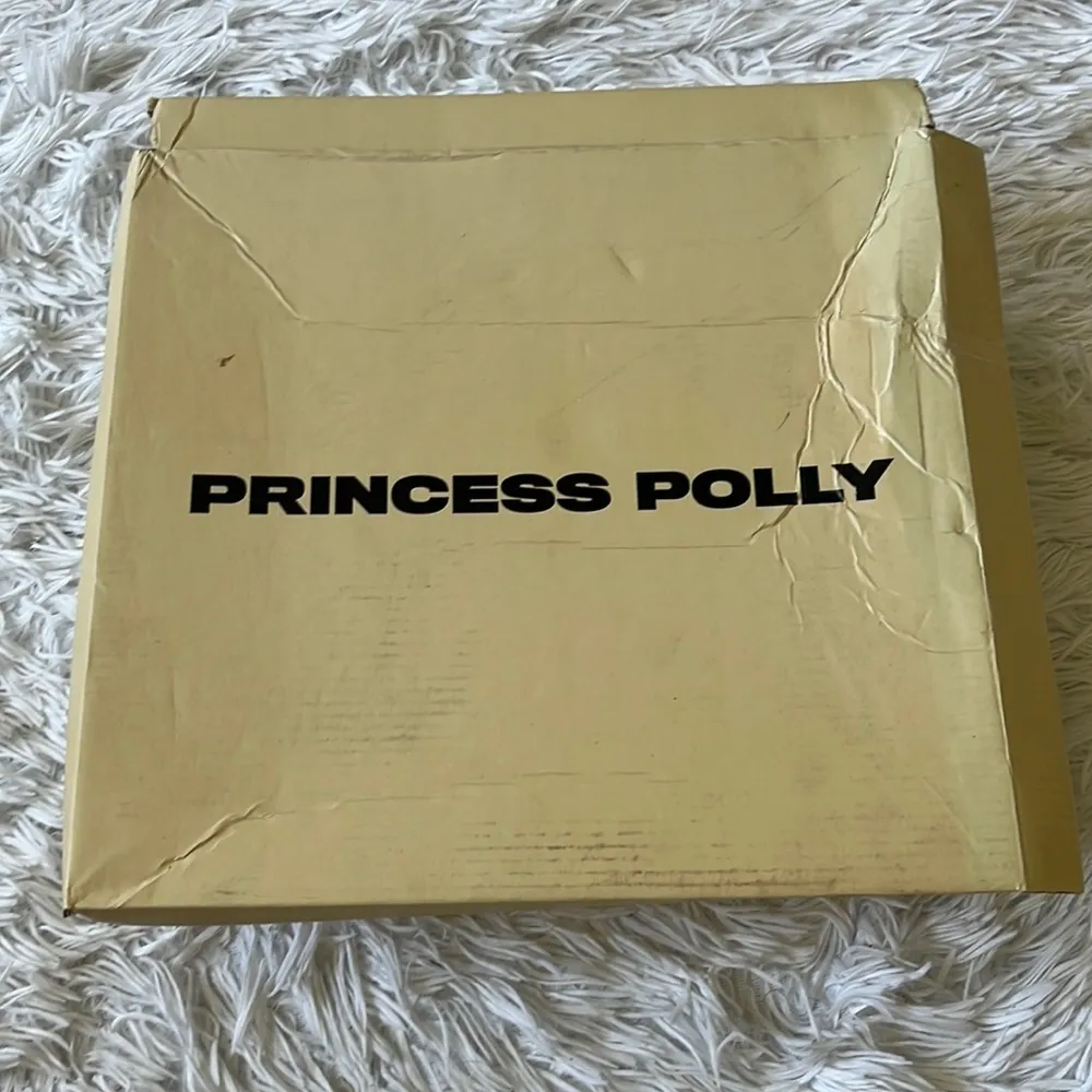 Princess Polly Women’s Valencia Taupe Crinkle Heeled boots size 8 - Image 3