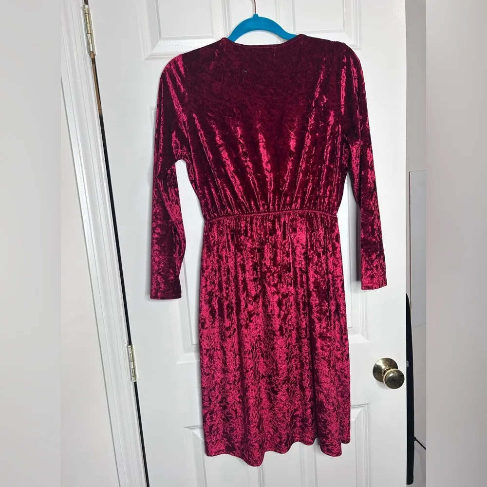 Velvet dress Size M - Image 2