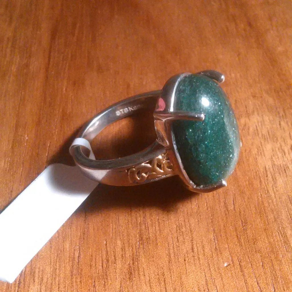 Green Aventurine 18K Yellow Gold and Platinum Bond Solitaire Ring (Size 7) - Image 7