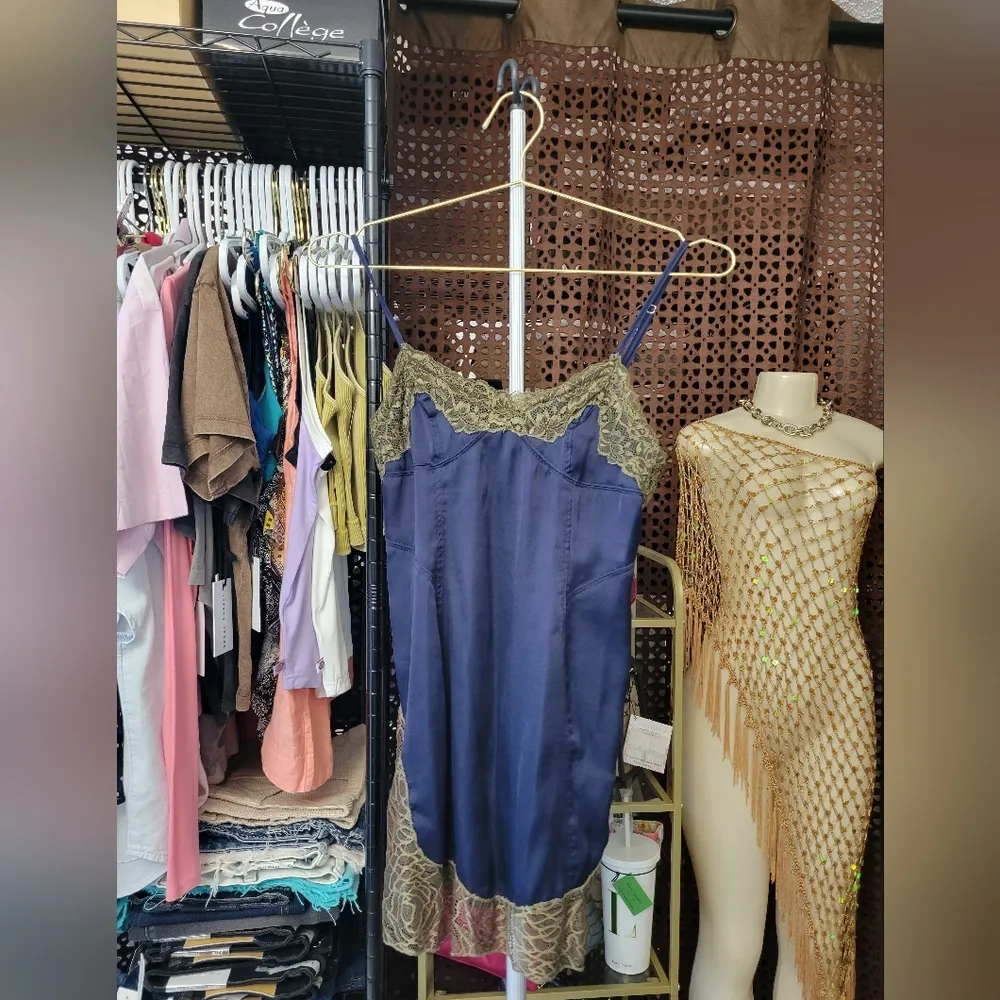 #137- FP Intimately Aries Rising Lace Mini Slip Dress In Navy NWOT - Image 7