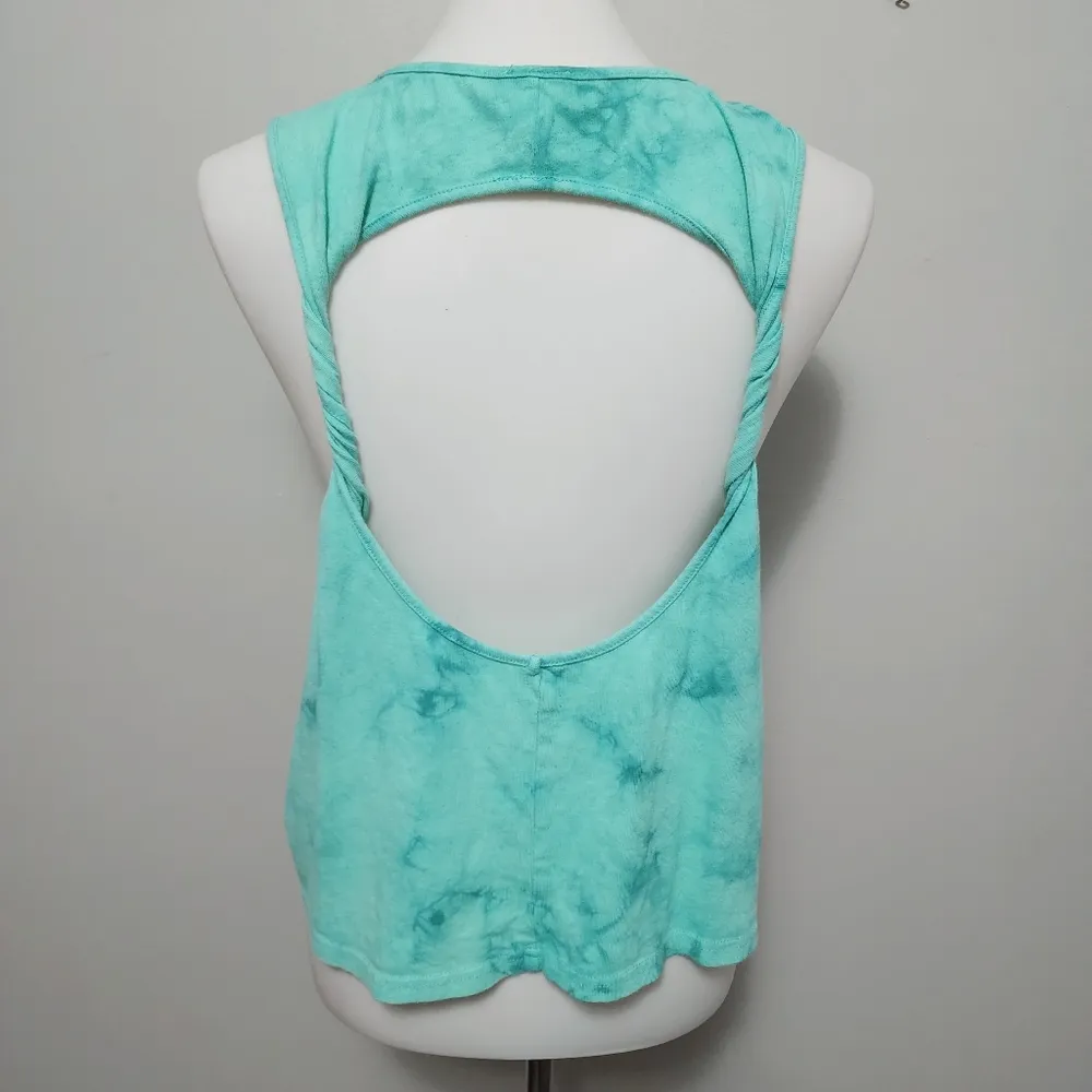Buckle Maui & Sons Turquiose Tie Dye Aggro Sketchy Shark Tank Top Size Medium - Image 6