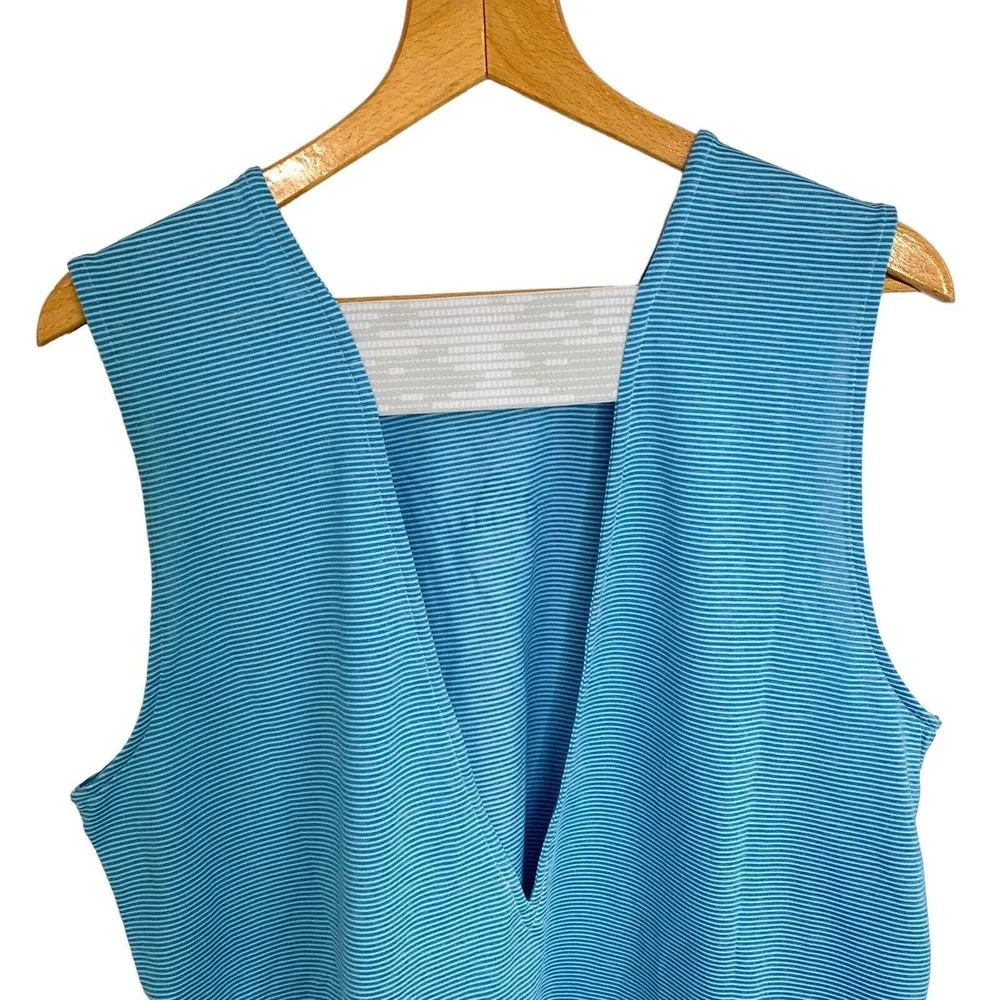 Adidas Primeblue Athletic Tank Size Medium Open Back Blue Stripe Workout Top - Image 7