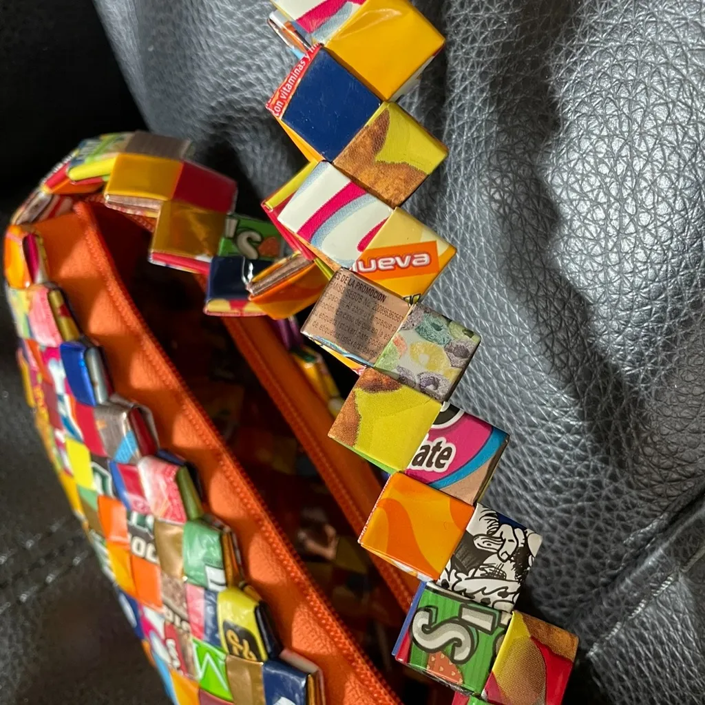 Vintage Y2K Candy Wrapper Shoulder Bag 2000s Trendy Retro Novelty Excellent Cond Red - Image 2