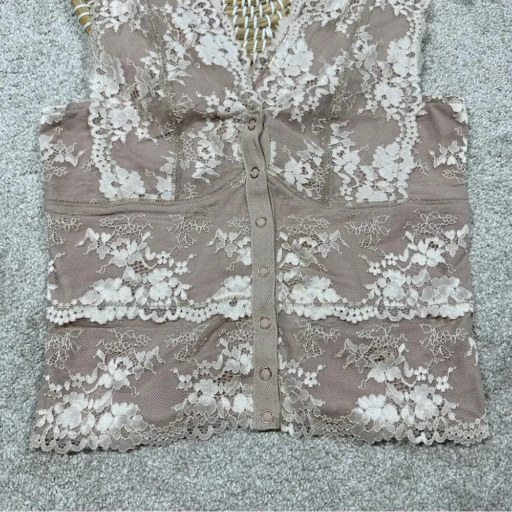 Gimmicks by BKE Floral Mesh Lace Tank Top Cream Valentine Cottagecore Size XS - Image 6