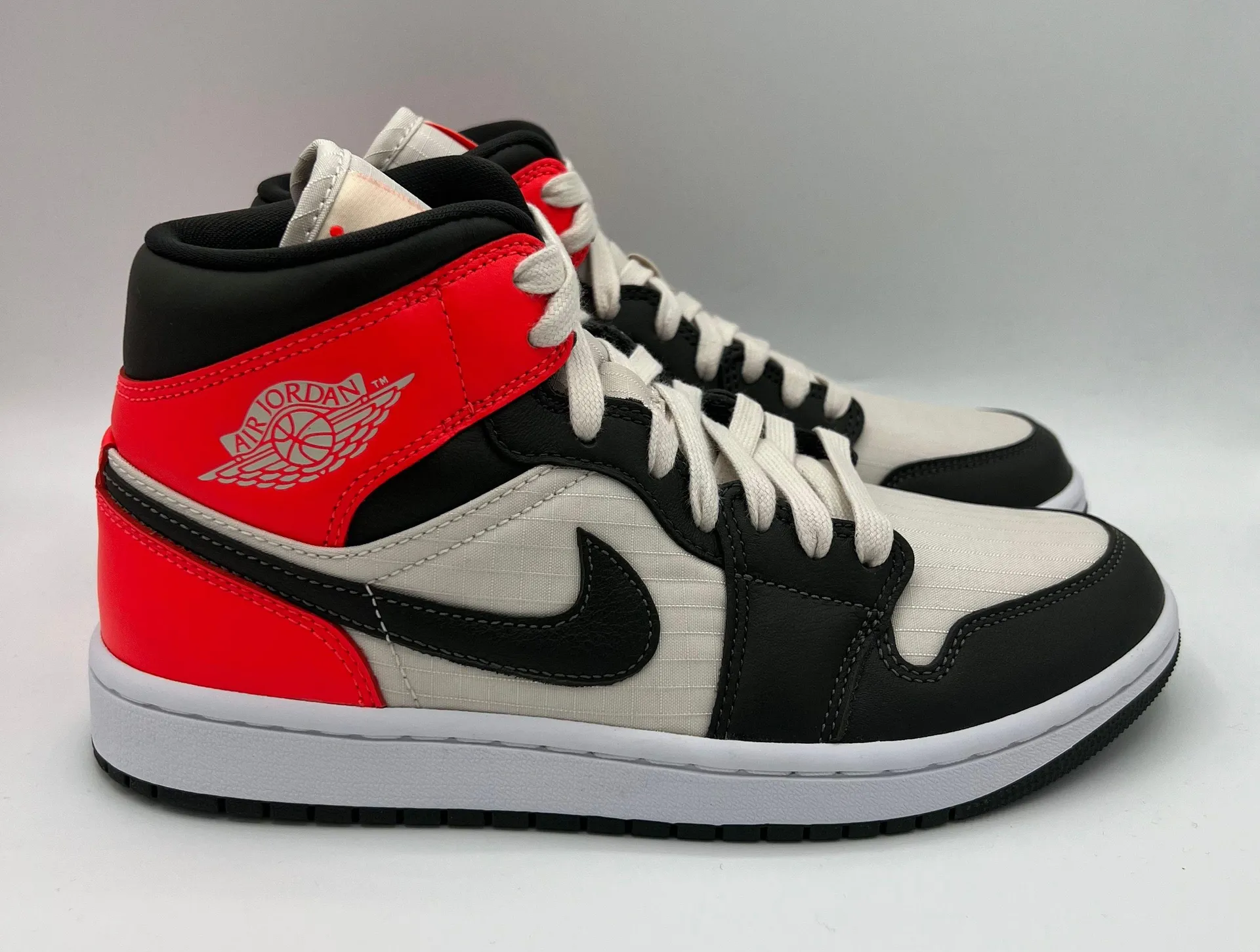 NWB 1 Mid SE Light Orewood Brown/ Newsprint Sneakers - Image 3