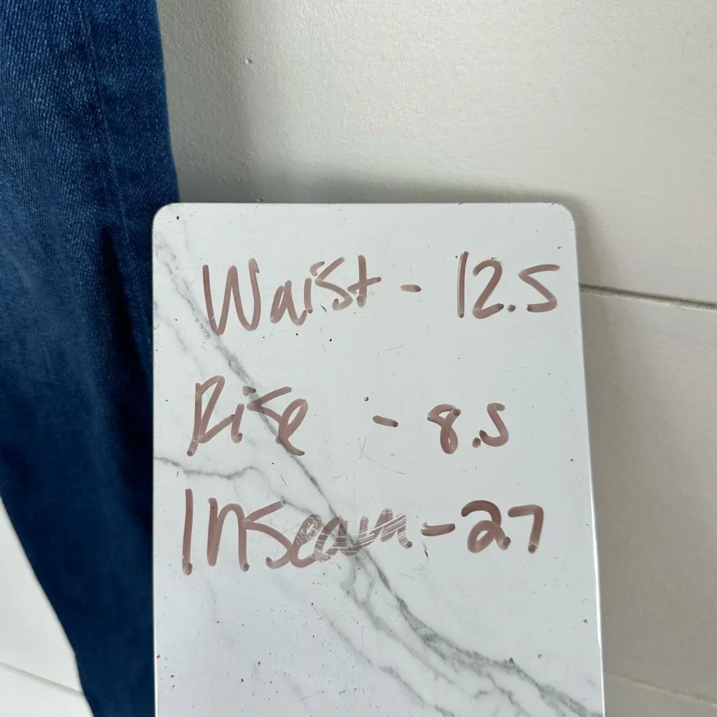 Vineyard Vines Women’s 24 Dark Wash High Rise Skinny Jeans - Image 4