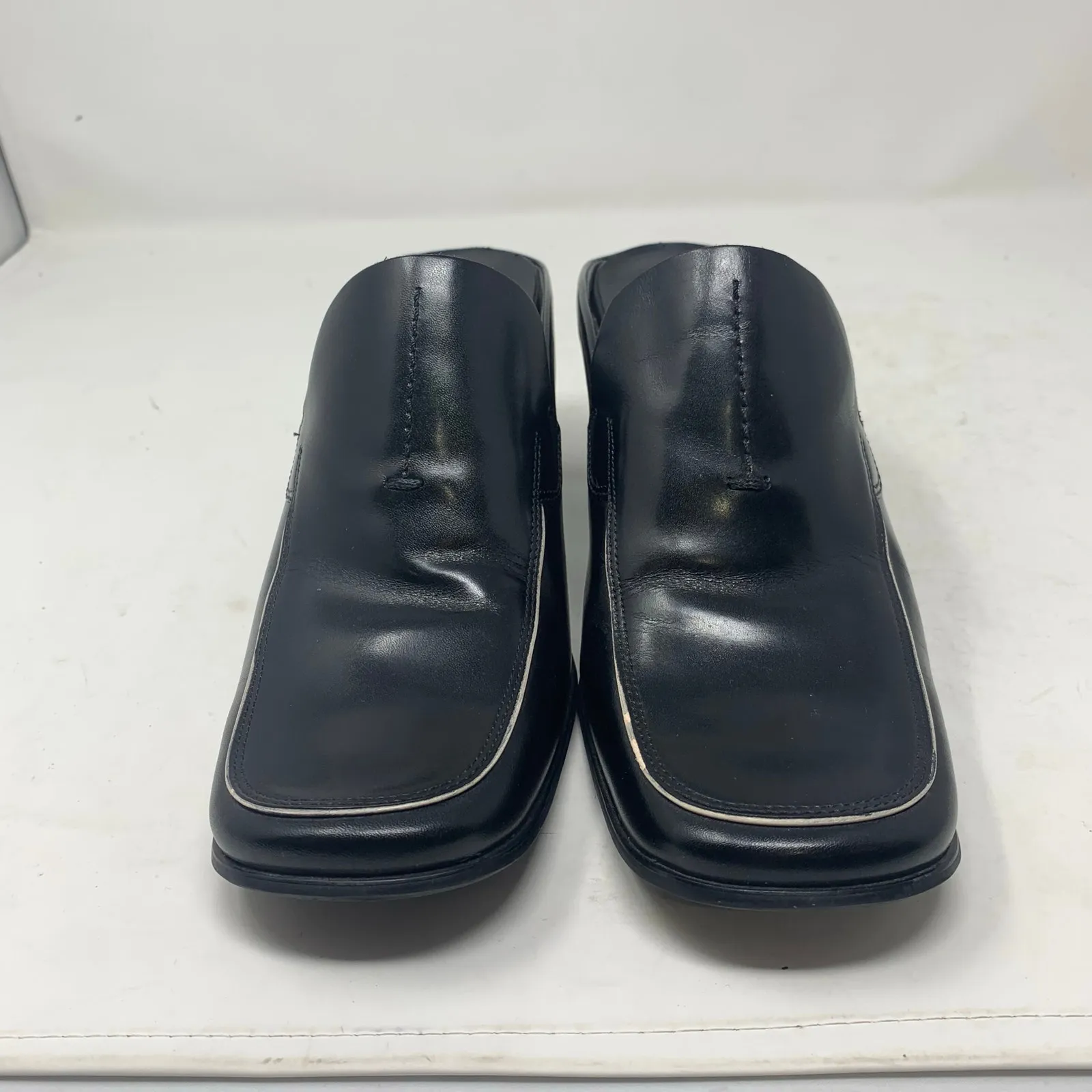 Franco Sarto Black Leather Square Toe Mules Block Heel White Piping Y2K Size 8.5 - Image 2