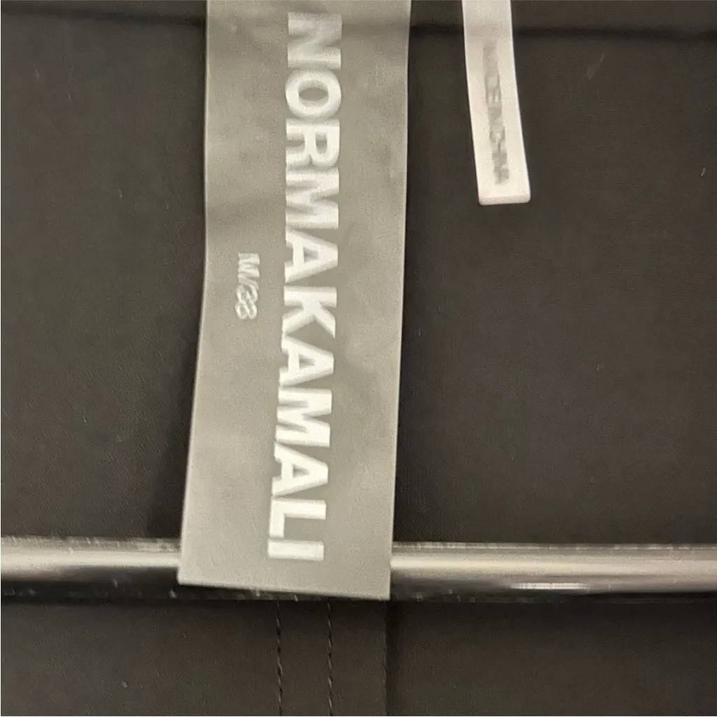 Norma Kamali Black Scuba Stretch Open Front
Blazer Jacket size Medium - Image 3