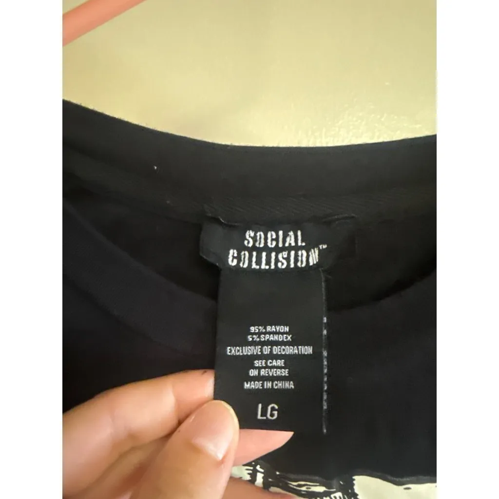 Social Collision Halloween Skeleton Ribcage Pumpkin Long Sleeve Crop Top Black L Size L - Image 4