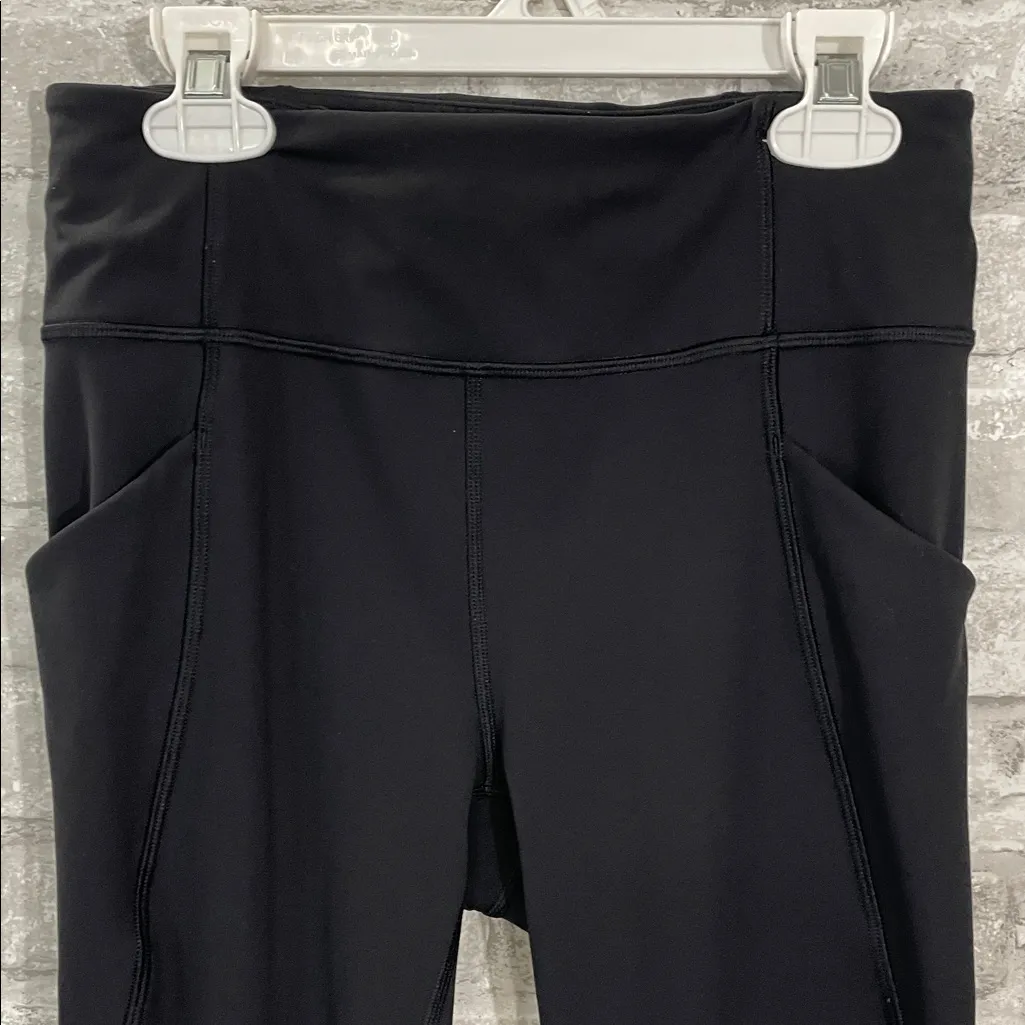 Lululemon Time To Sweat Crop 23"
Black - Image 7