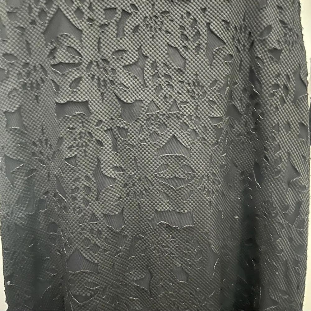 ML Monique Lhuillier Black Floral Shadow Gown Size 6 US $880 - Image 3