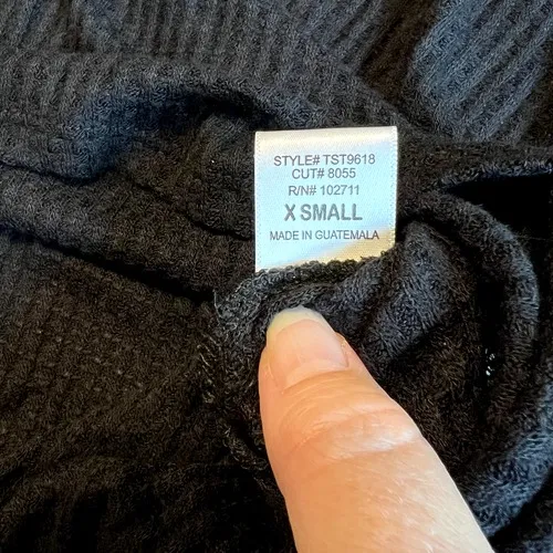 Gibsonlook Womens Black‎ Waffle Knit V-Neck Long Sleeve Top Size XS - Image 3