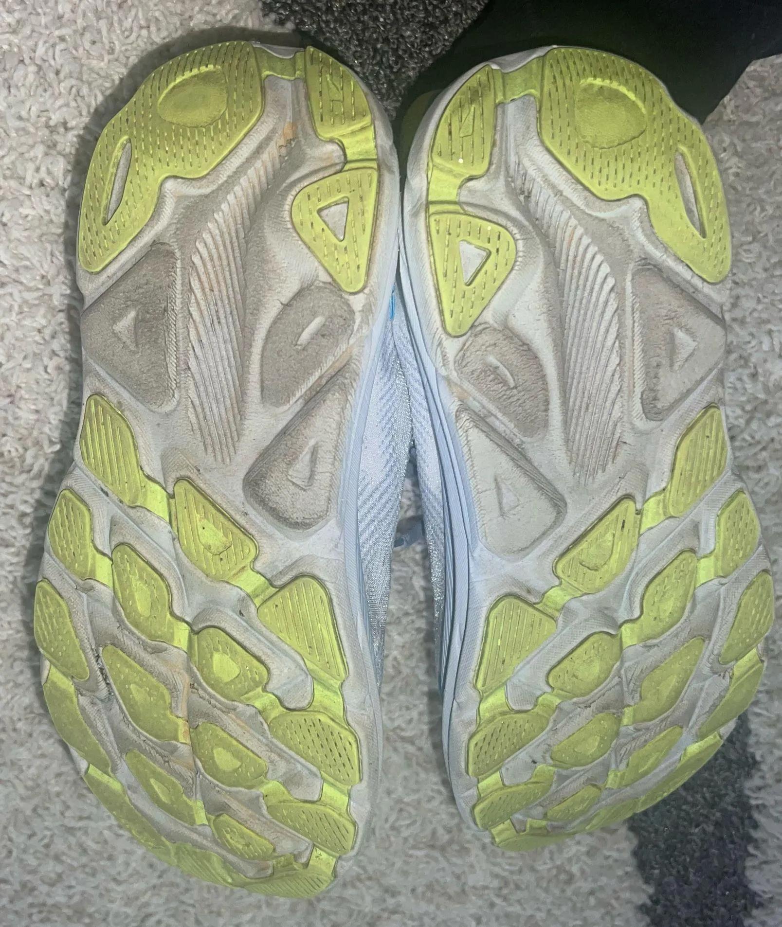 Hoka One Clifton 9 One Wide Gull Sea Ice  - Image 10